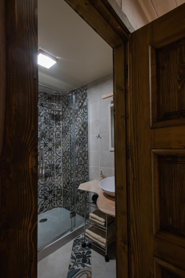 Знакова Хата Grebenov Exterior foto